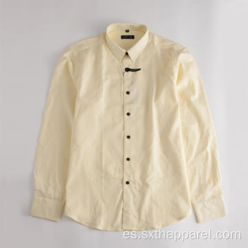 Camisa clásica teñida de manga larga de Goose Yellow para hombre